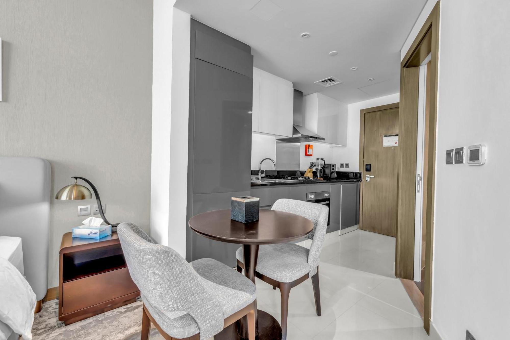 Luxury Aparthotel Prive Dubaï Extérieur photo